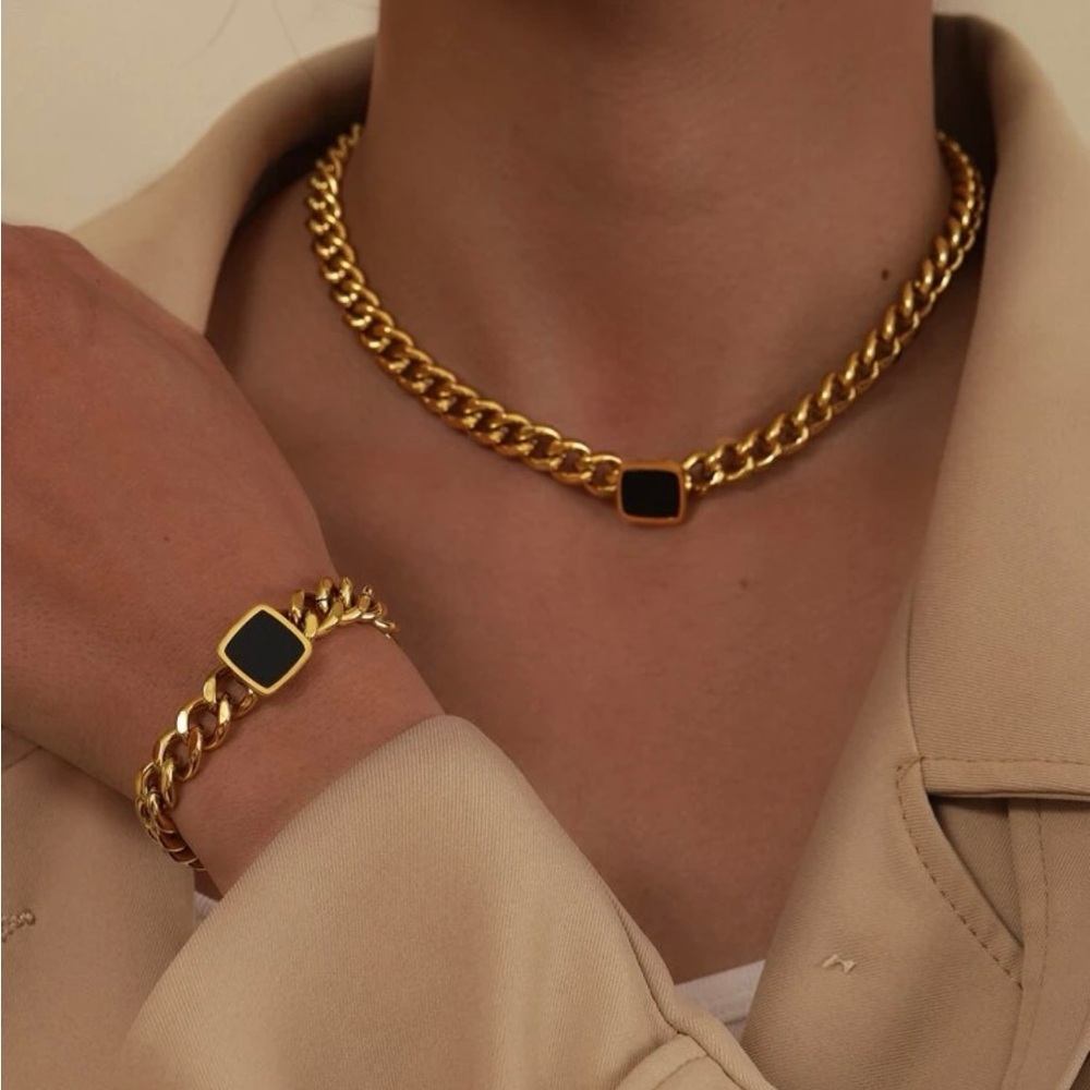 Gold Chain Necklace with Black Accent — Women’s Fashion Jewelry